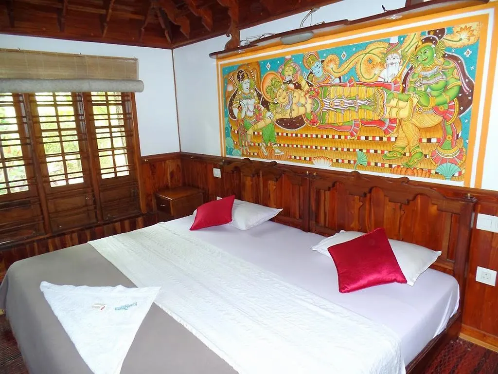 Eco Trails Houseboats Hotel Kumarakom
