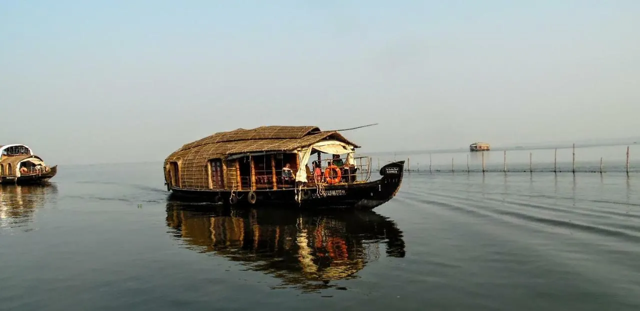Eco Trails Houseboats Hotel Kumarakom 0*,  India
